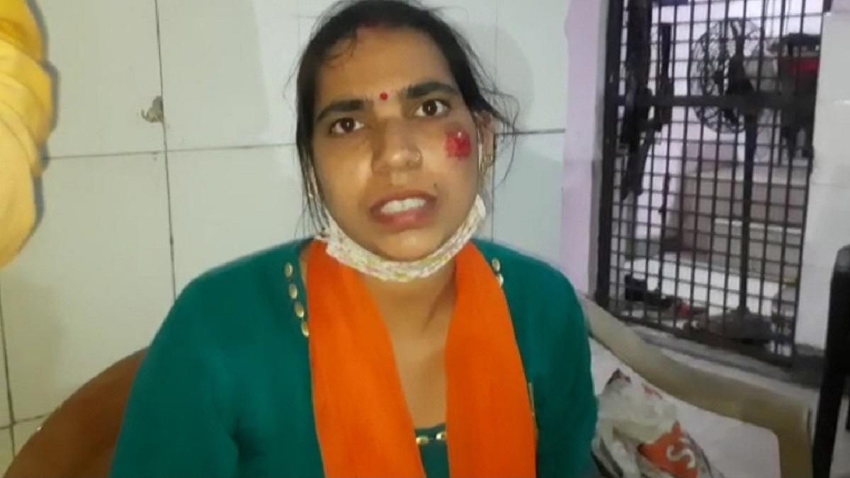 Woman looted in Ghaziabad