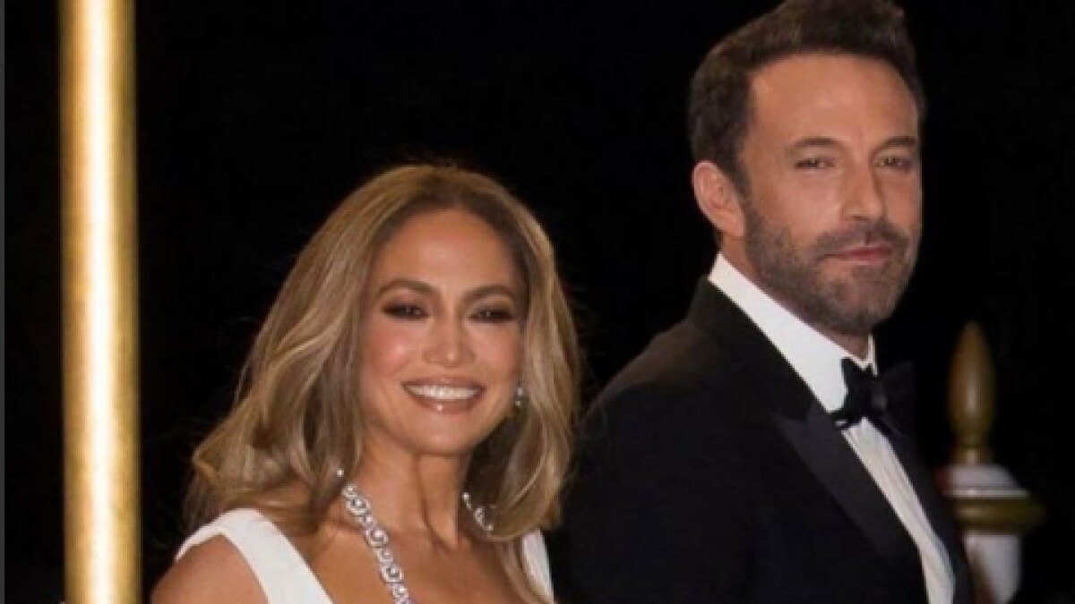 चौथी बार शादी करना चाहती हैं 52 साल की Jennifer Lopez, 'बैटमैन' को कर रही हैं डेट