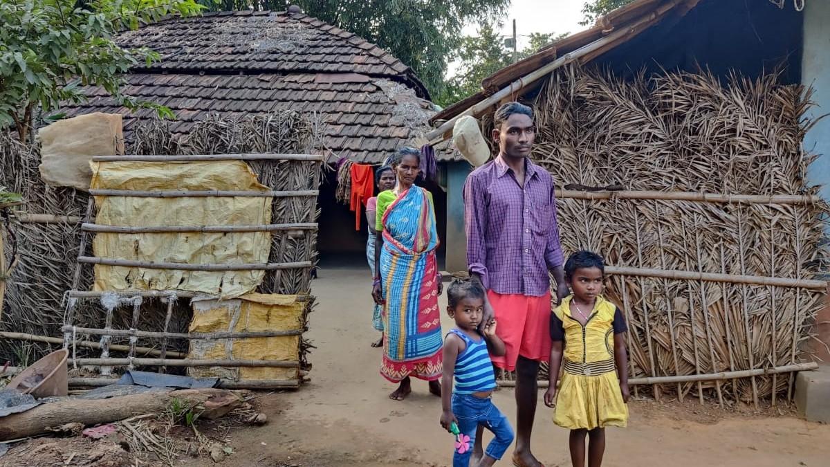  पति का दावा- वैक्सीन लगने के बाद गई महिला की जान (मृतक महिला का परिवार)