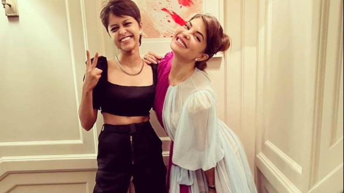 जैकलीन फर्नांडिस, योहानी