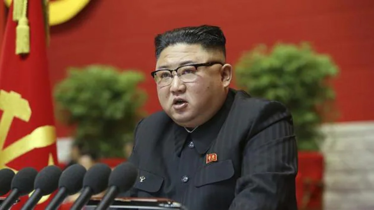 उत्तर कोरिया के सुप्रीम लीडर किम जोंग-उन (फाइल फोटो-AP)
