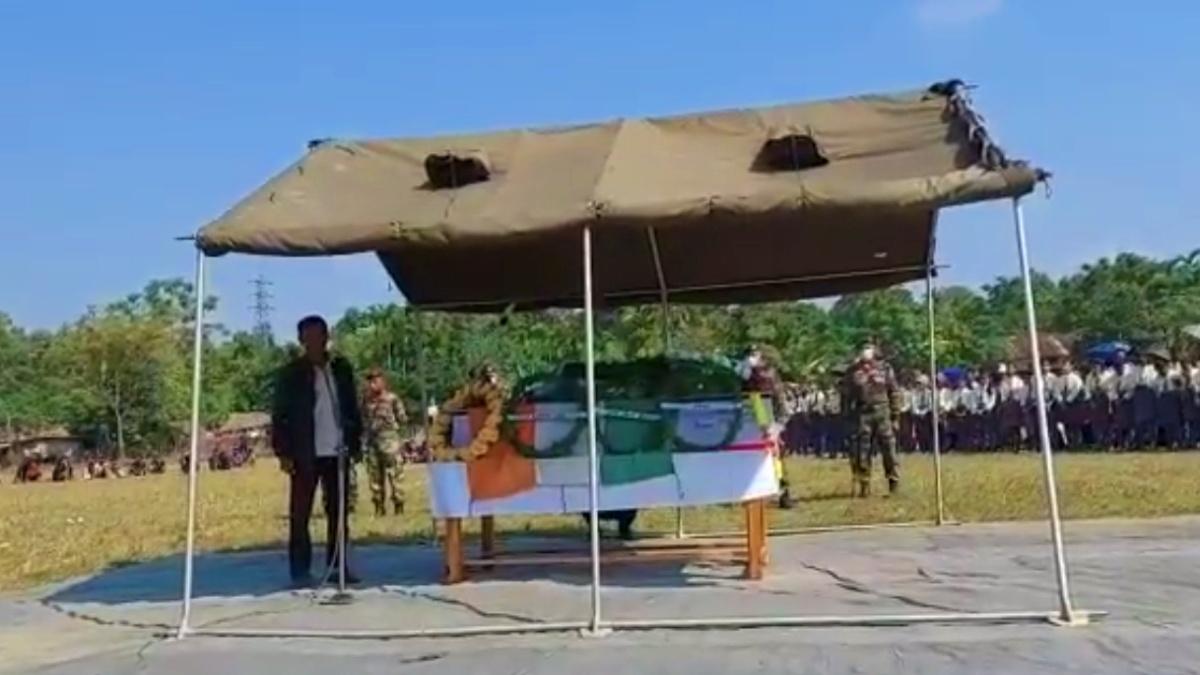 शहीद Kathnei Konyak के पिता