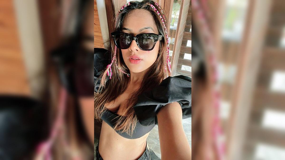 निया शर्मा 