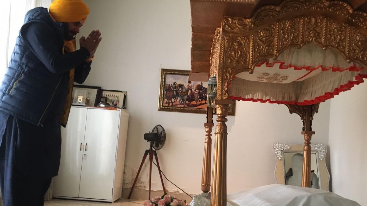 करतारपुर साहिब में मत्था टेकेंगे पंजाब कांग्रेस अध्यक्ष नवजोत सिंह सिद्धू, हुए रवाना