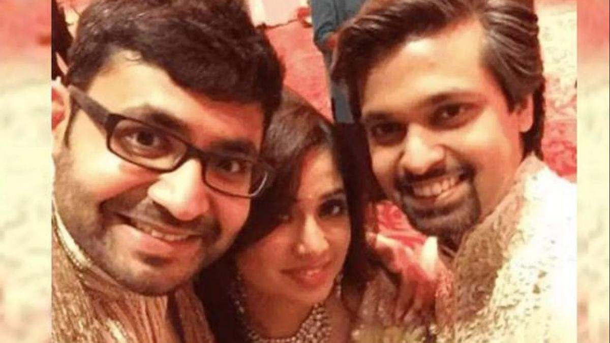 पराग और शैलादित्य संग श्रेया घोषाल