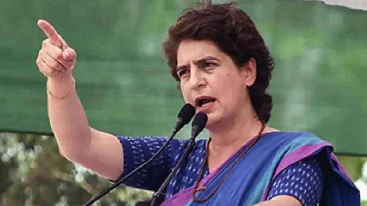 प्रियंका गांधी ने पेट्रोल-डीजल की कीमतें कम करने को बताया डर से निकला फैसला, कहा- जनता जवाब देगी