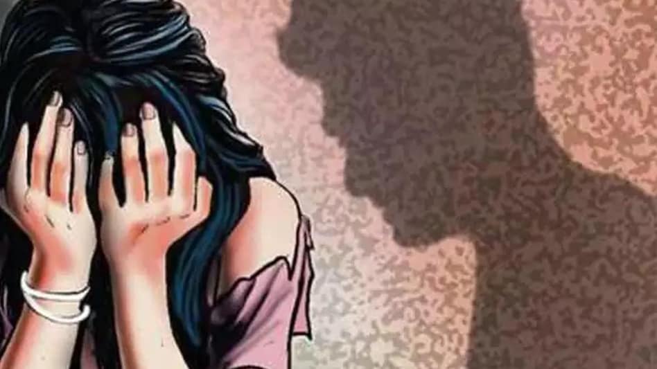 MP: नाबालिग लड़की ने दिया बच्चे को जन्म, दो साल से रेप कर रहा था आरोपी - Minor girl gave birth to a child accused was raping for two years raisen tsts -