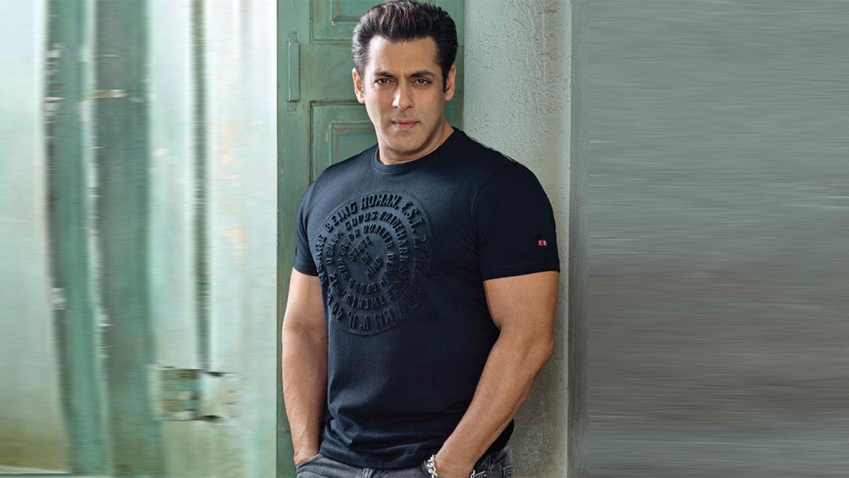 फिर शुरू करेंगे सलमान टाइगर 3 की शूटिंग, दबंग के साथ साथ आने वाली हैं सलमान की कई फिल्में