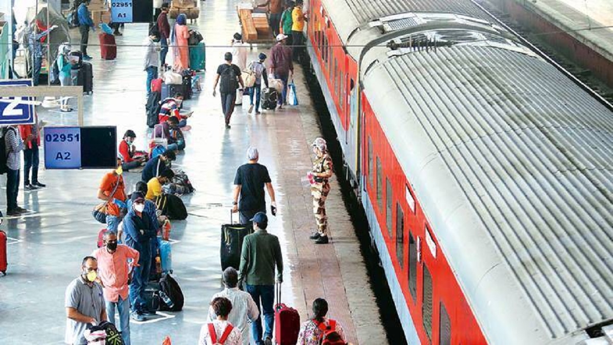 Indian Railway: रेलवे ने भागलपुर-मुंबई सेंट्रल के बीच चलने वाली इस ट्रेन के बढ़ाए फेरे, टिकट बुकिंग शुरू