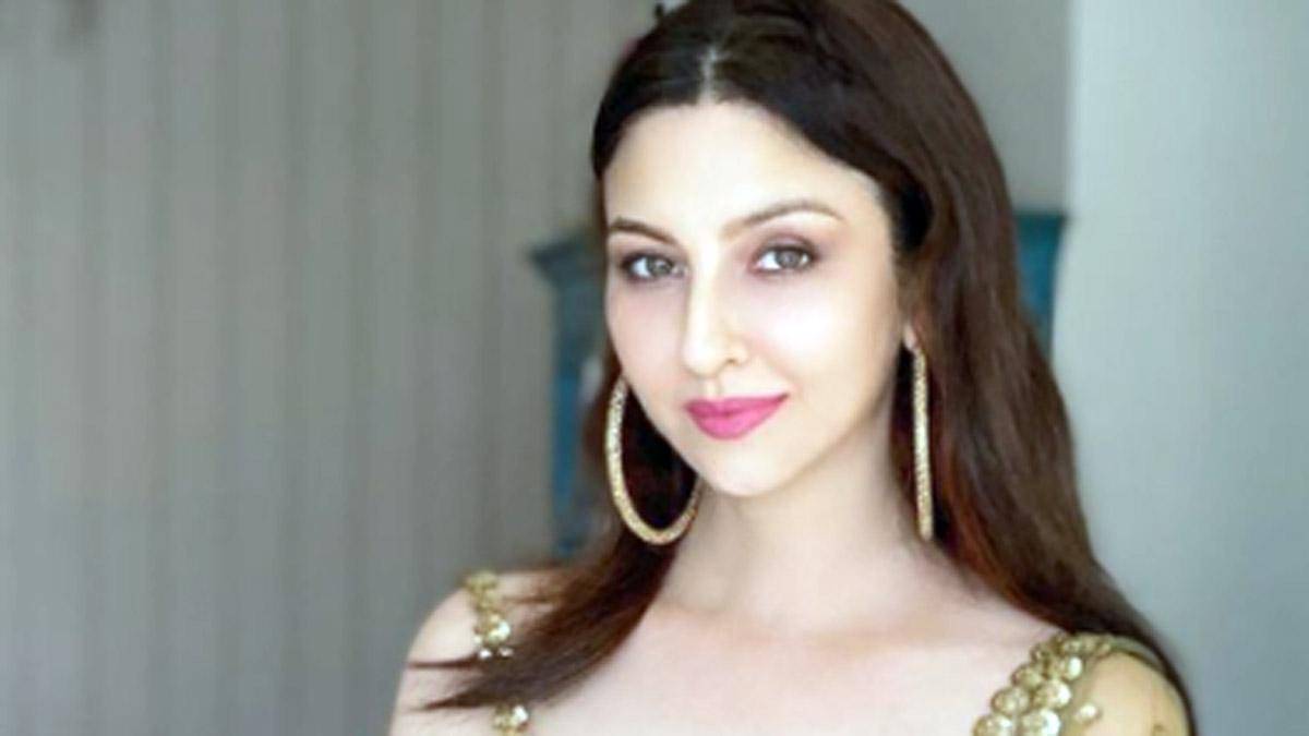 पुरानी अनिता भाभी ने क्यों छोड़ा था 'भाभी जी घर पर हैं'? बताई वजह 