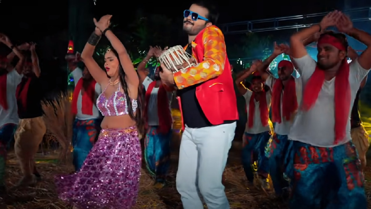 Arvind Akela song: