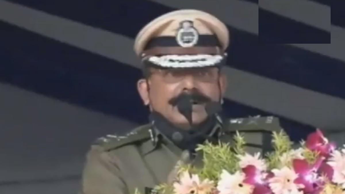 बिहार डीजीपी एसके सिंघल समाज सुधार अभियान कार्यक्रम को संबोधित करने पहुंचे थे. 