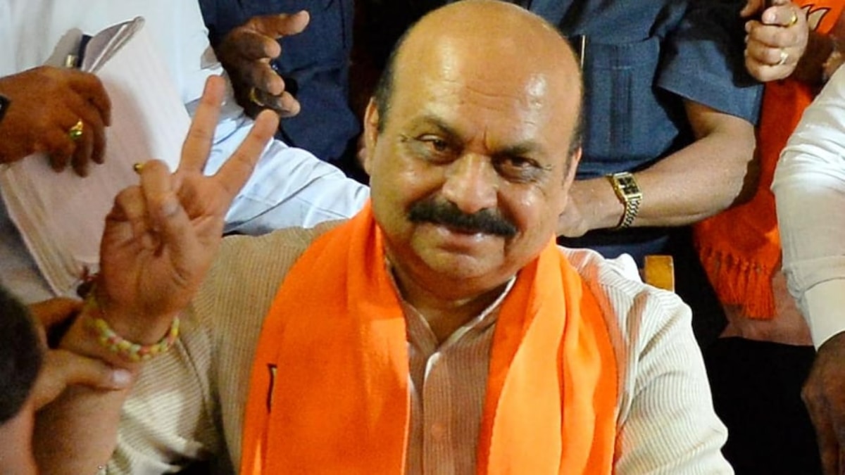 कर्नाटक में नेतृत्व परिवर्तन से बीजेपी नेताओं का इनकार, अफवाहों को बताया साजिश