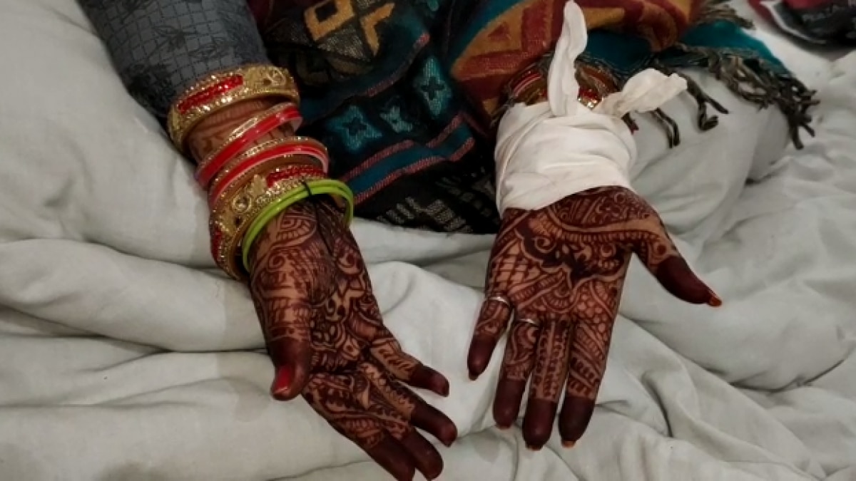 दुल्हन ने जयमाल तोड़ दी