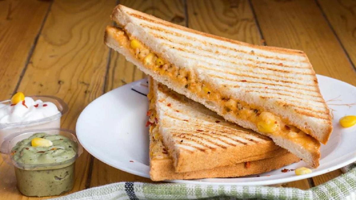 Corn Cheese Sandwich