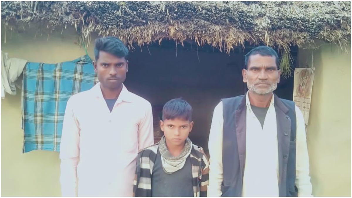 ज्ञानी जैल सिंह, बाल ठाकरे और मिठाई लाल (बाएं से दाएं)