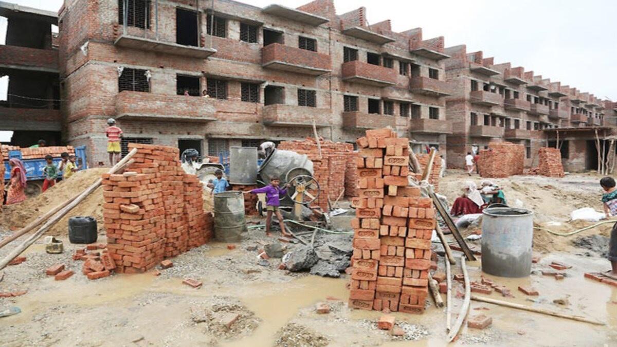 बढ़ सकते हैं घरों के दाम (फाइल फोटो)