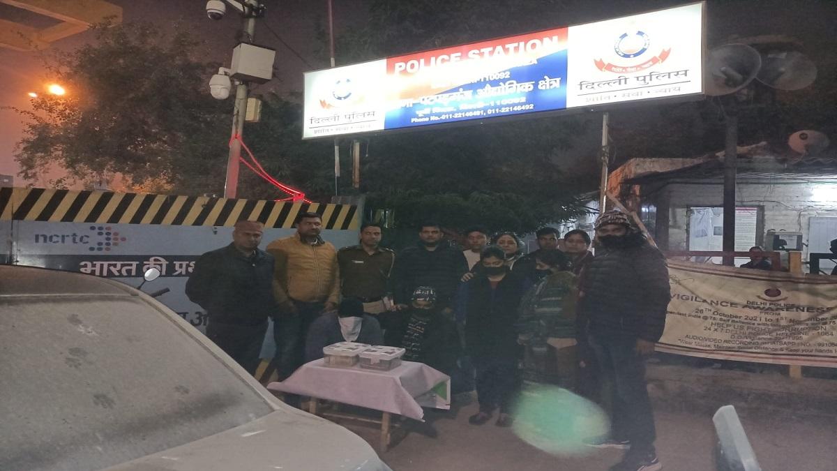 दिल्ली: खिलौना दिखाकर किया किडनैप, फिरौती के 50 लाख लेकर फरार, फिर ऐसे हुआ खुलासा