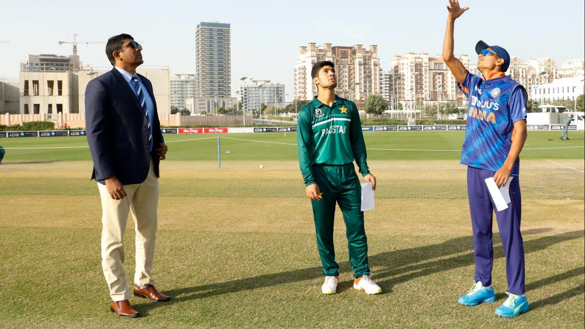 Under-19 Asia Cup LIVE, India Vs Pakistan: पाकिस्तान के खिलाफ भारत की हालत खराब, 4 विकेट खोए