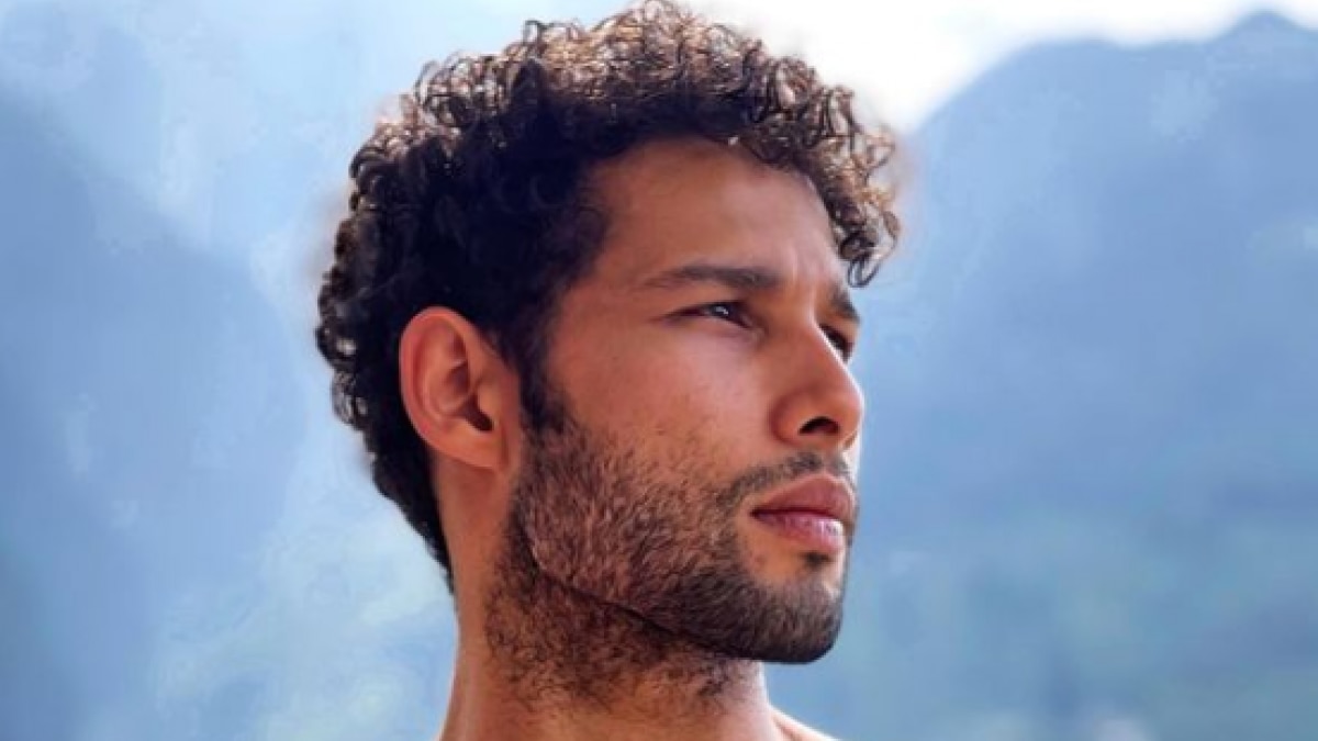 सिद्धांत चतुर्वेदी 