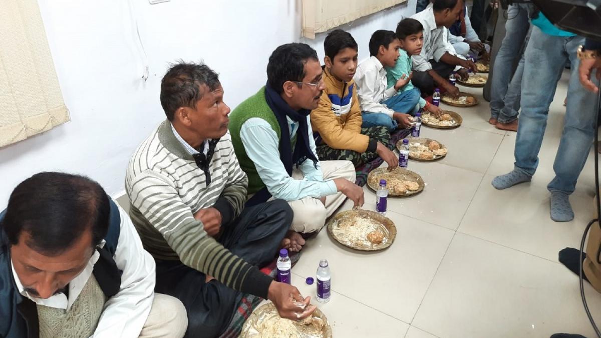 मांझी ने ब्राह्मणों के लिए आयोजित किया भोज