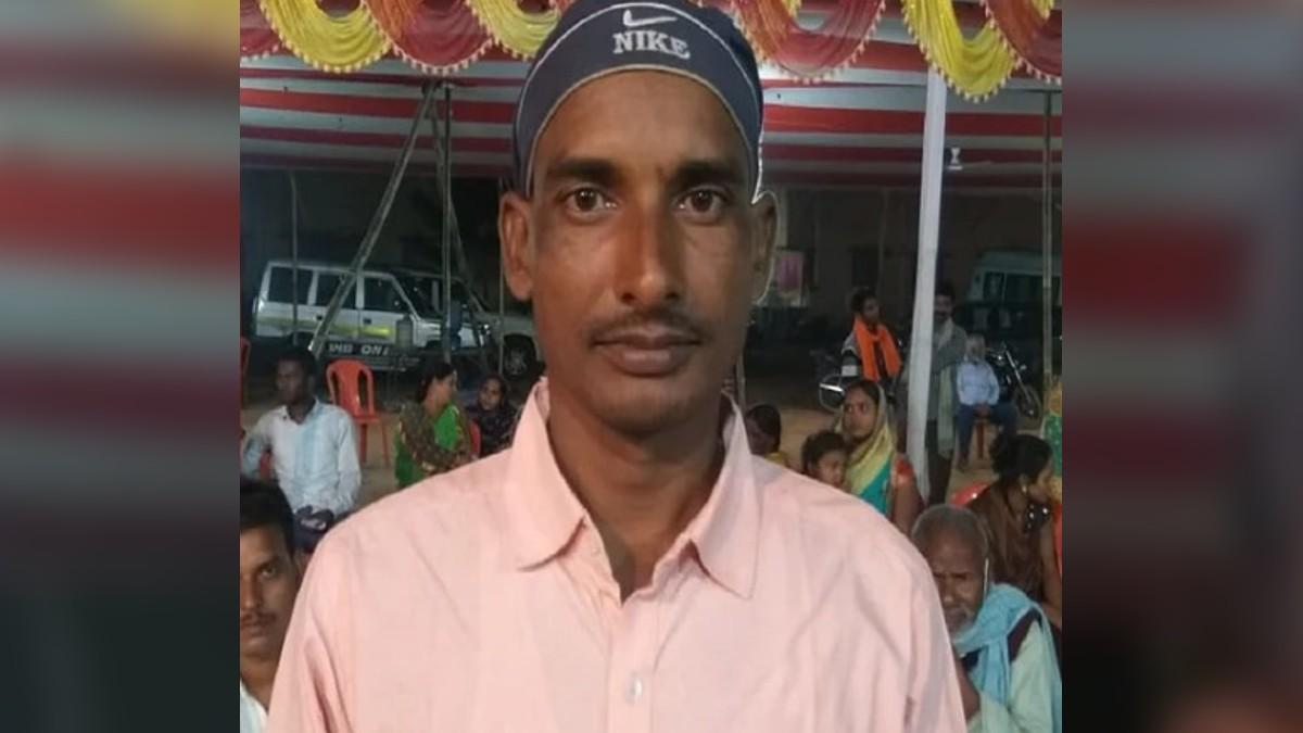 बिहार: चुनाव जीतने पर मुखिया ने नहीं खिलाया खस्सी का मांस, शपथ लेने से पहले नक्सलियों ने रेत दिया गला