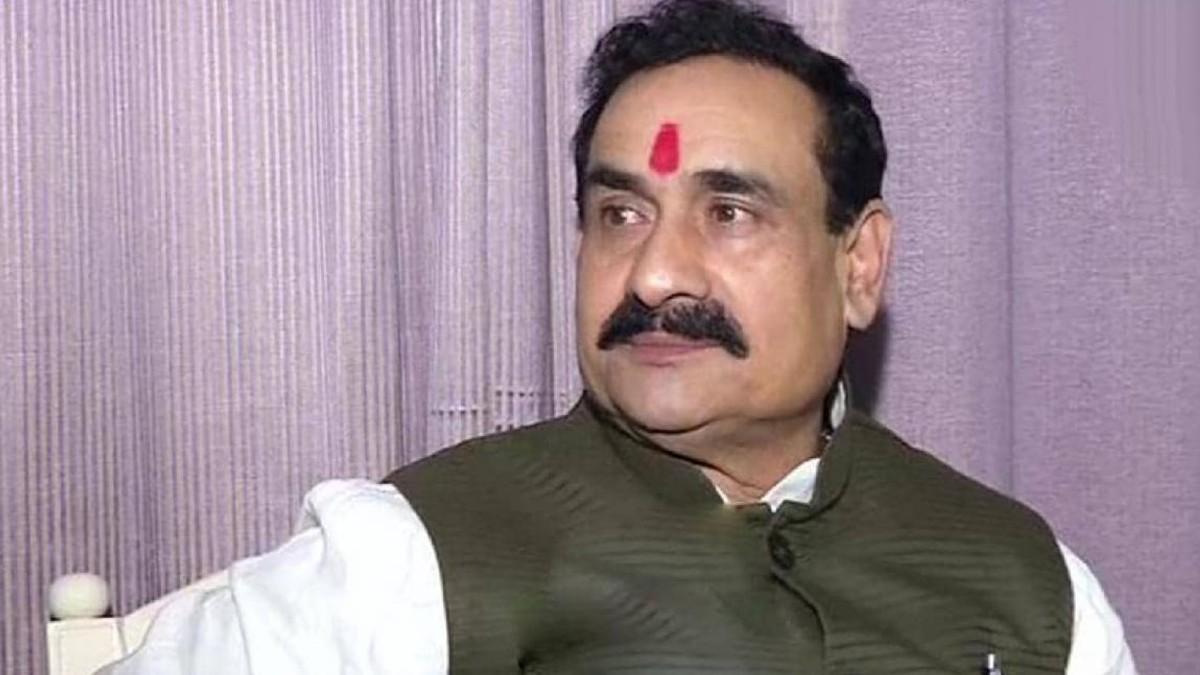 गृहमंत्री नरोत्तम मिश्रा ने विधेयक को बुधवार को सदन में पेश किया था.