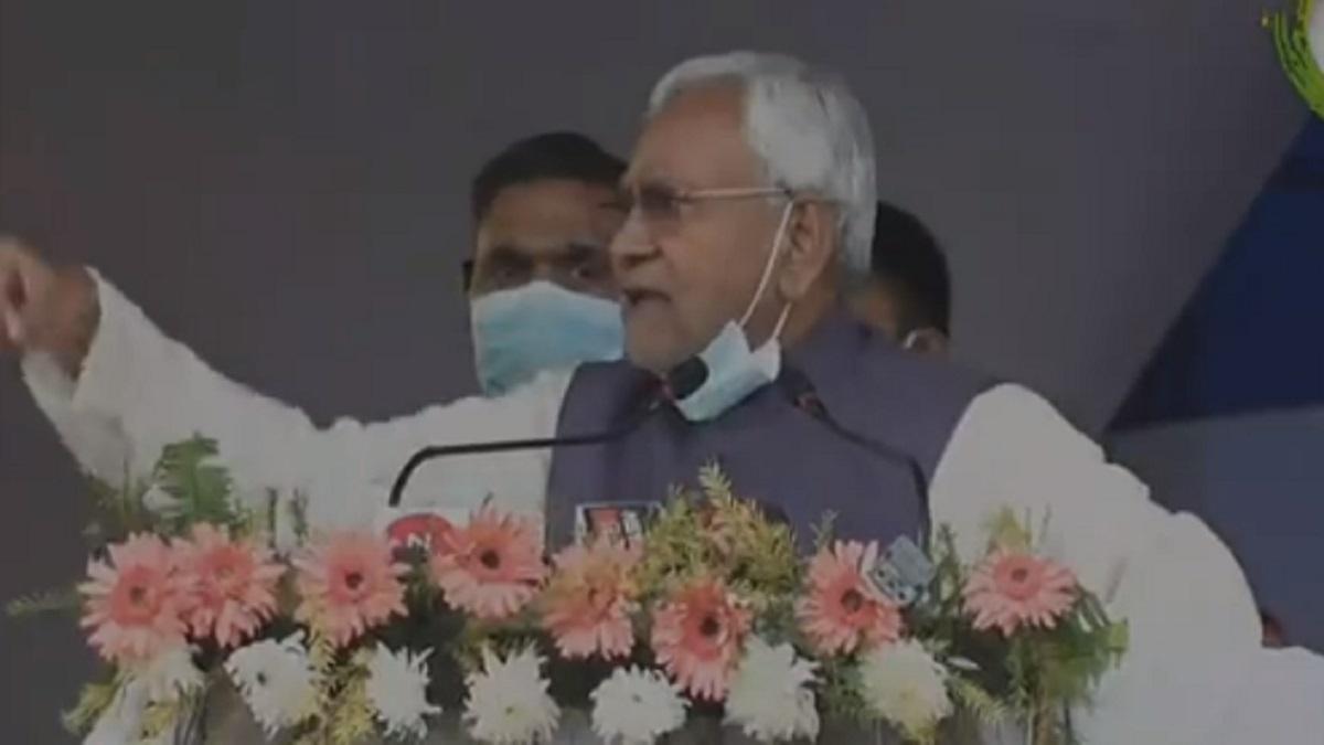 नीतीश कुमार