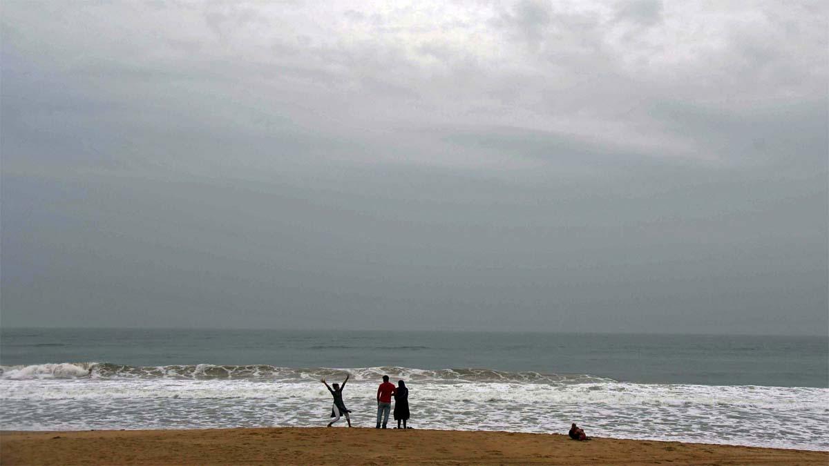 Cyclone Jawad Updates Today 05 December 2021