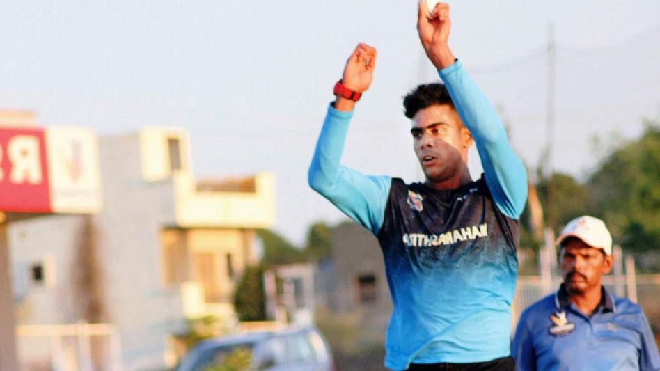 Rajvardhan Hangargekar: बॉलिंग में बुलेट रफ्तार-बैटिंग में आंधी, भविष्य के  लिए तैयार हो रहा अंडर-19 टीम का ये स्टार - india u 19 allrounder rajvardhan  hangargekar again performed ...