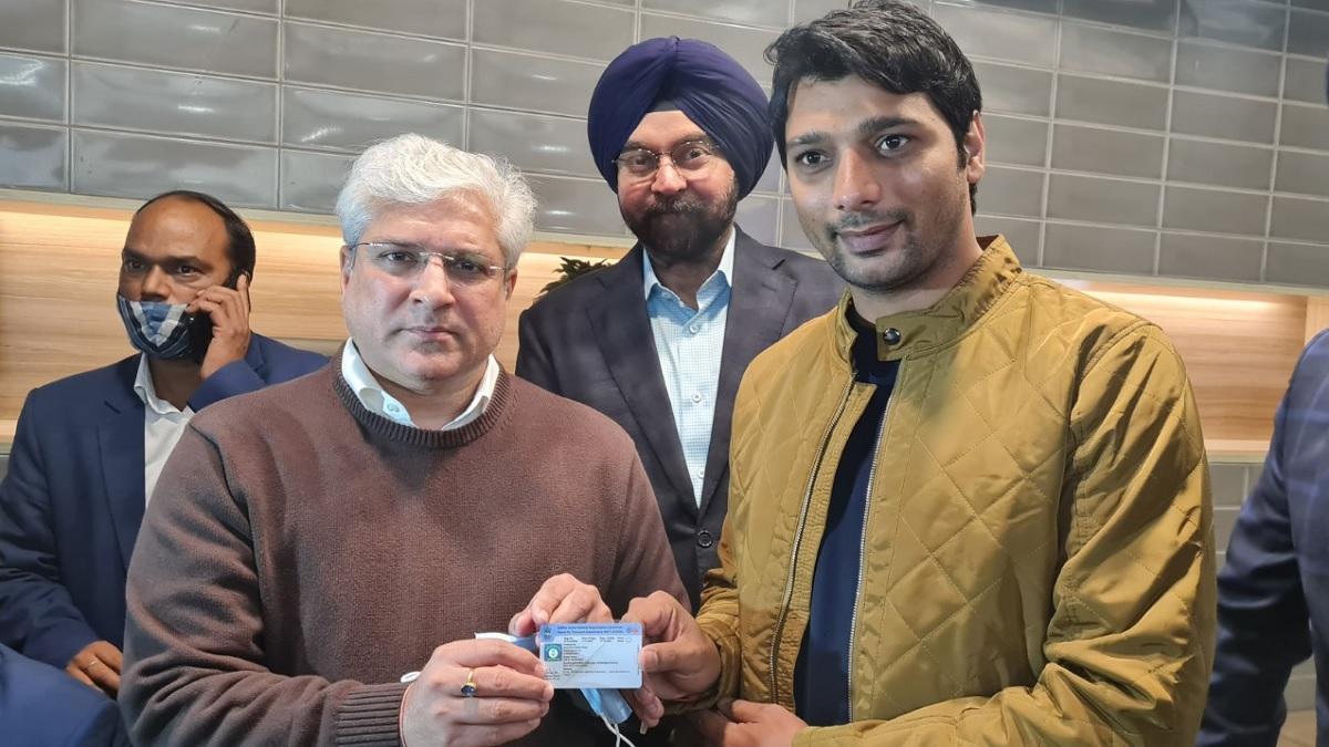 दिल्ली सरकार में परिवहन मंत्री कैलाश गहलोत 