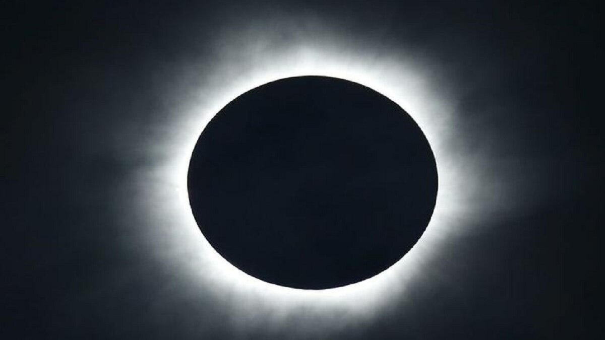 आज लगेगा साल का एकमात्र पूर्ण सूर्य ग्रहण