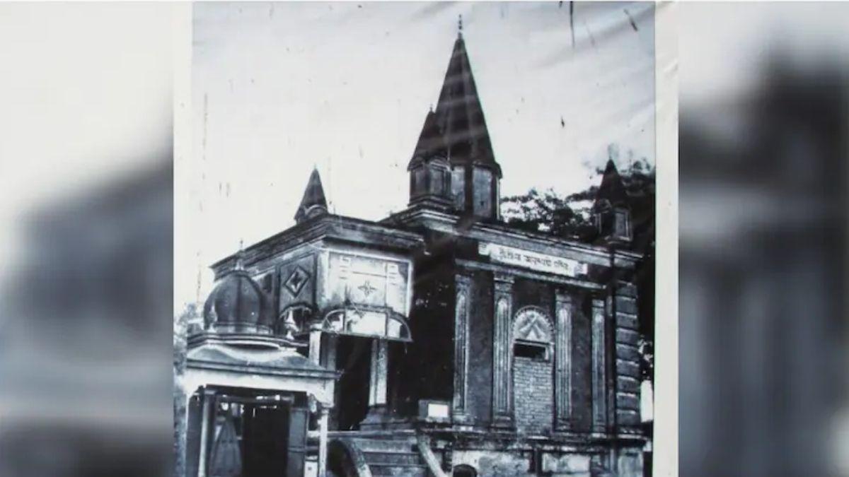 ऑपरेशन सर्चलाइट के दौरान पाकिस्तानी सेना ने रमना काली मंदिर पर हमला किया था.