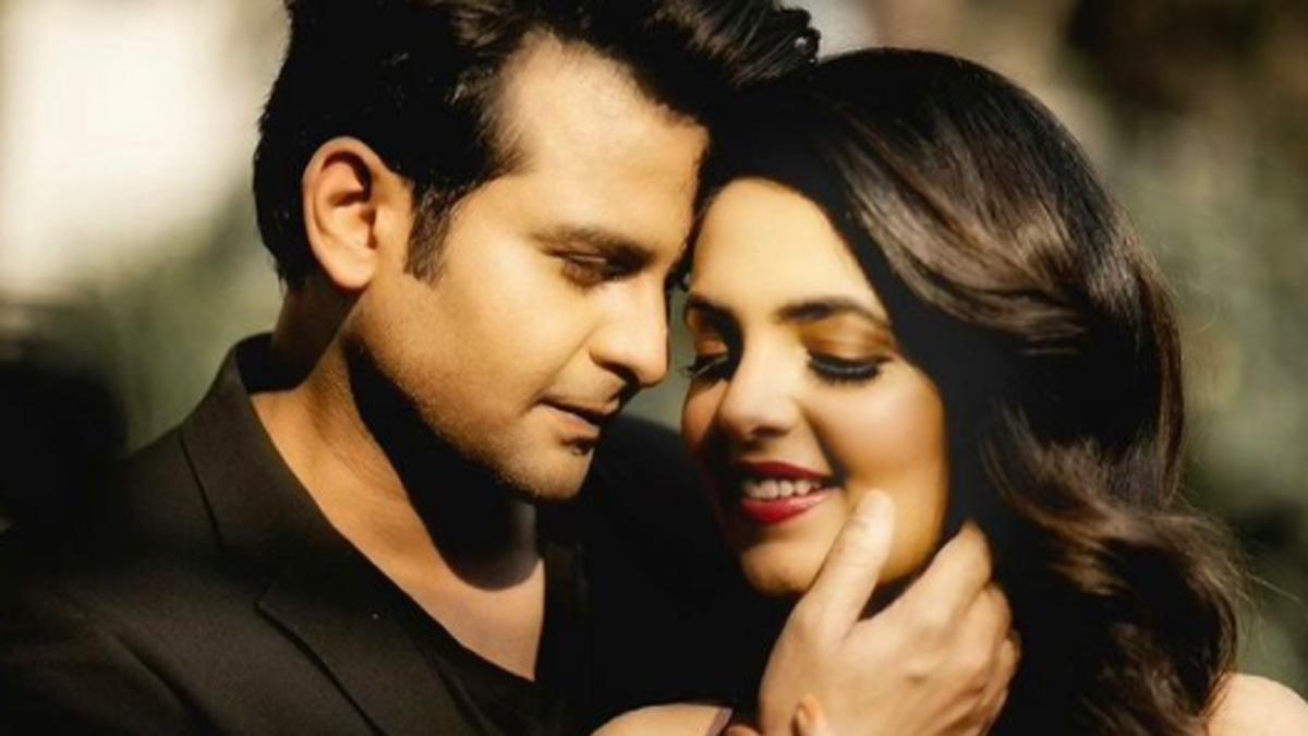 सुगंधा मिश्रा, संकेत भोसले