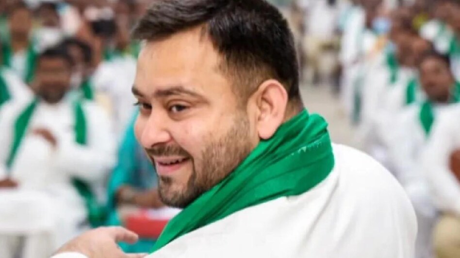 लालू के बेटे तेजस्वी यादव की शादी पक्की, दिल्ली में होगा सगाई समारोह - Tejaswi Yadav marriage has been fixed Engagement likely in Delhi ntc - AajTak