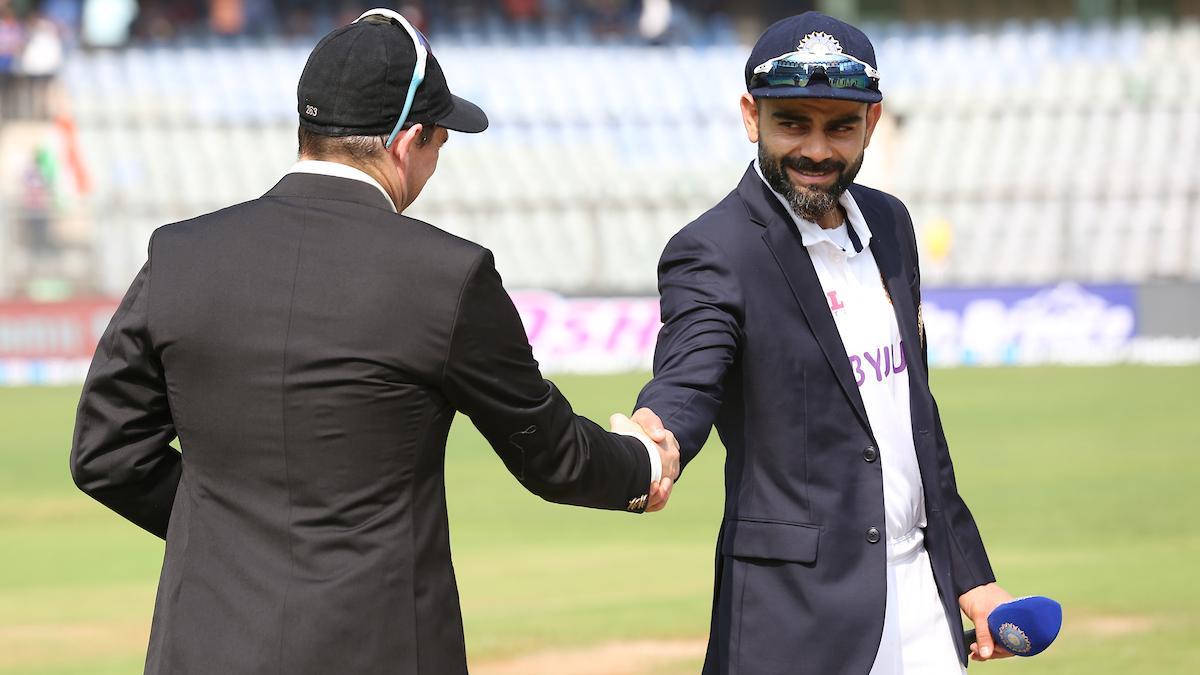 Virat Kohli and Tom Latham (Twitter)