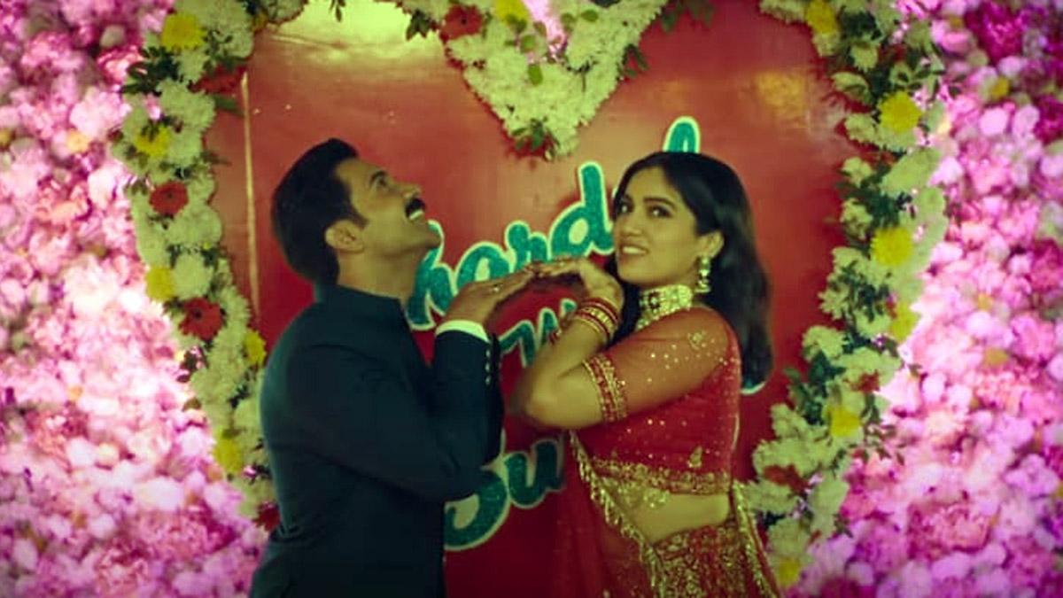 रिलीज हुआ Badhaai Do का टाइटल ट्रैक, देसी शादी में जमकर नाचे Rajkummar Rao-Bhumi Pednekar