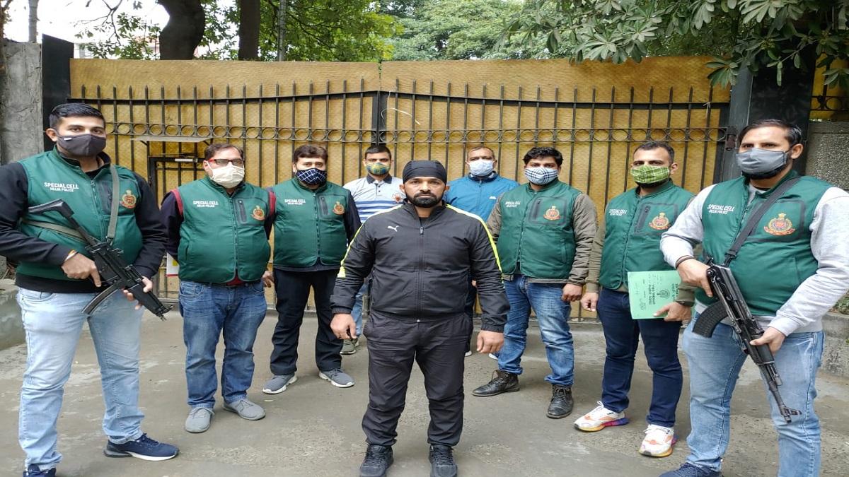 D कंपनी का गुर्गा अजय गुर्जर गिरफ्तार, तिहाड़ जेल के डिप्टी जेलर की हत्या की रची थी साजिश