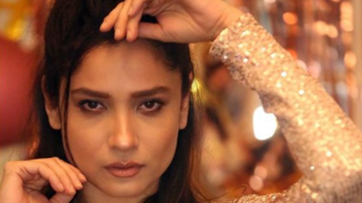 अंकिता लोखंडे