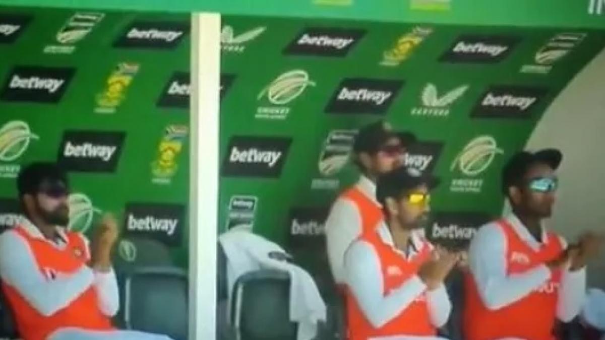 Team India Clapping