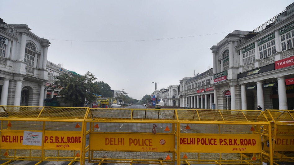 दिल्ली में कोरोना की संक्रमण दर बढ़कर 25 फीसदी हो गई है. (फाइल फोटो-PTI)