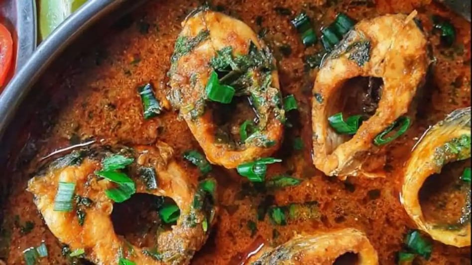Fish Curry Recipe: घर में ढाबा स्टाइल फिश करी बनाने का ये है बेस्ट तरीका, जानें आसान रेसिपी - nonveg dish fish curry recipe in hindi dhaba style easy to make at