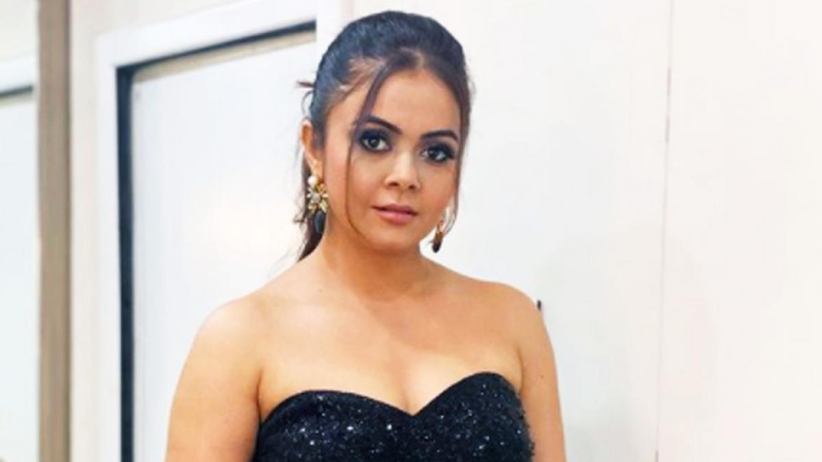 BB15: मानसिक बीमारी से जूझ चुकी हैं Devoleena Bhattacharjee की मां, एक्ट्रेस हुईं इमोशनल
