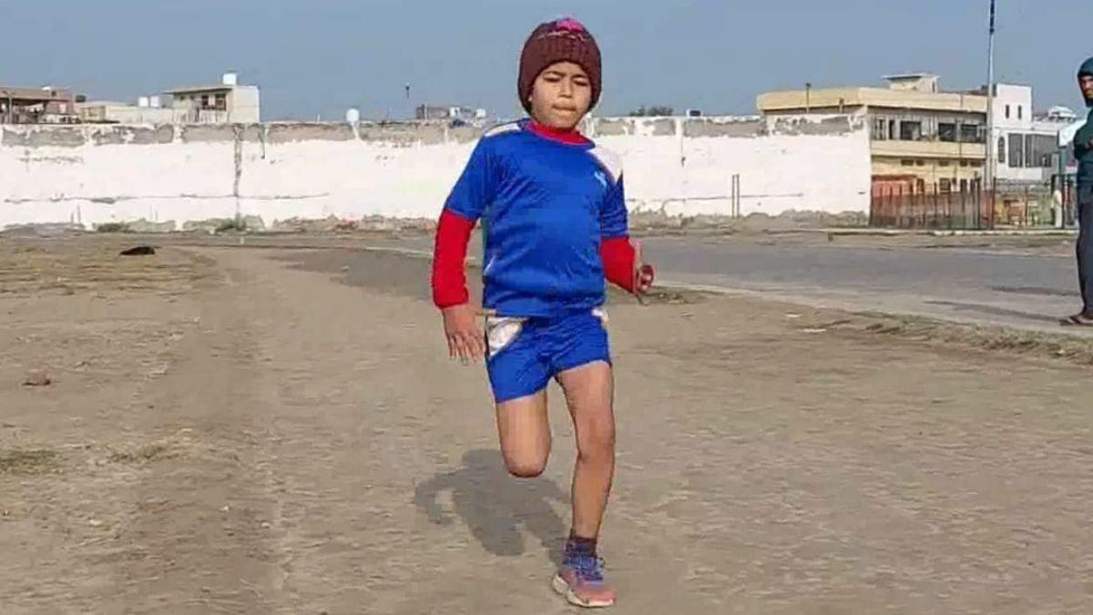 रोहतक: 7 साल की दिशी का दावा, 12 मिनट 4 सेकंड में तोड़ देंगी राजस्थान की पूजा का विश्व रिकॉर्ड