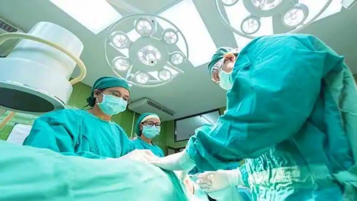 शख्स को निकलवाने पड़े दोनों Testicles, हॉस्पिटल के खिलाफ पहुंचा कोर्ट