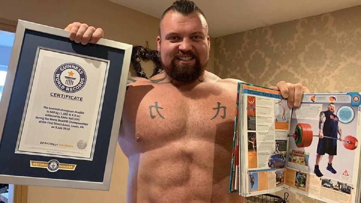 दुनिया का सबसे ताकतवर शख्‍स बचपन में दिखता था ऐसा, शेयर की थ्रोबैक इमेज