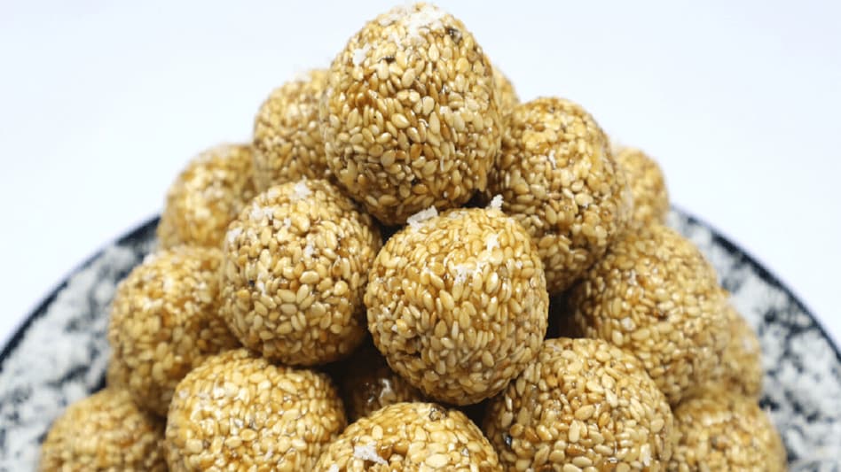Til Gud Ke ladoo: मकर संक्रांति पर बनाएं तिल-गुड़ के लड्डू, ये है आसान रेसिपी - Makar Sankranti Recipe make Til Gud Laddu good for health easy to make Recipe at home