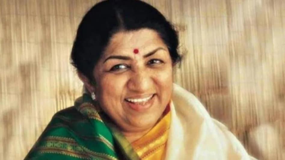 स्वर कोकिला Lata Mangeshkar का क्रिकेट से रहा है खास लगाव, जब विश्व विजेता टीम को देने के लिए बीसीसीआई के पास नहीं थे पैसे, लता दी ने बड़ा दिल दिखाते हुए किया था ये काम 4 क्यों कभी रिलीज नहीं हुआ था Lata Mangeshkar का पहला गाना? - Lata Mangeshkar First Song Which Was Never Released Know Why Tmov - Aajtak