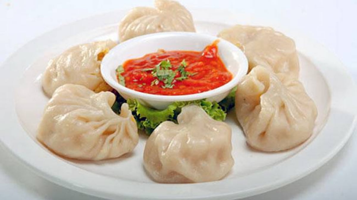 Veg Momos Recipe: घर पर वेज मोमोज बनाना है बहुत आसान, ट्राई करें ये स्वादिष्ट रेसिपी - How to make Vegetable Momos at home veg momo recipe in hindi easy steps for