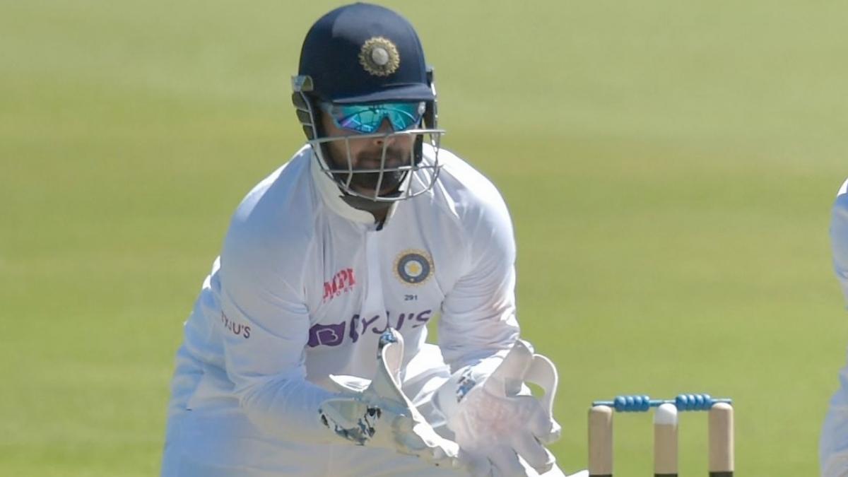 Rishabh Pant, Ind Vs Sa: बल्ले से फेल चल रहे ऋषभ पंत की अफ्रीका में ‘स्पेशल सेंचुरी’, धोनी को पीछे छोड़ा